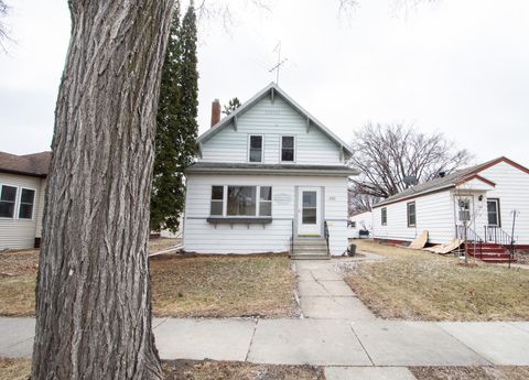 Homes For Sale - 432 14th Avenue<br/> Fargo, ND 58103