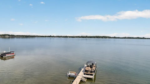 Homes For Sale - 1055 N Shore Drive<br/> Forest Lake, MN 55025