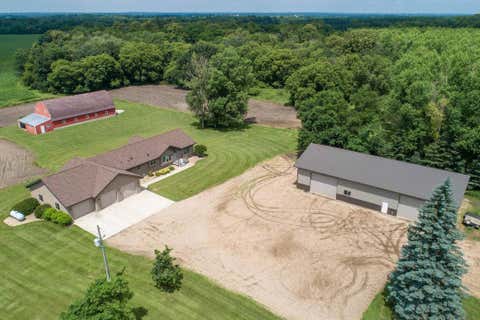 Homes For Sale - 6432 Botzet Road<br/> Nelson, MN 56355