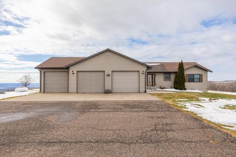 Homes For Sale - W1660 Maplewood Lane<br/> Alma, WI 54610