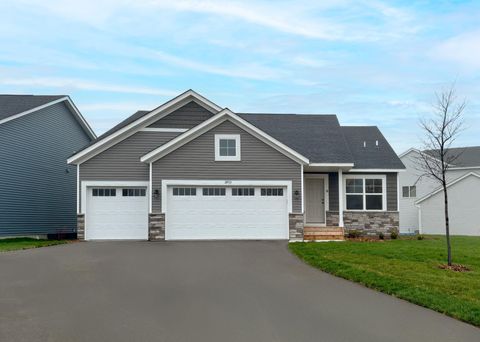 Homes For Sale - 4720 5th Street<br/> Benton County, Saint Cloud, MN 56304