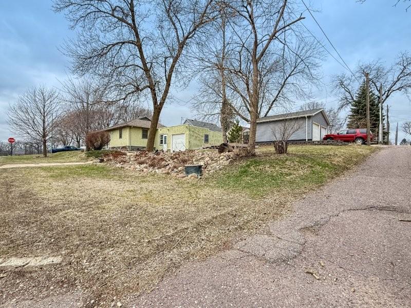 700 N Main Street, Fairmont, Minnesota image 45