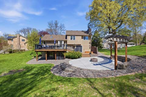 Homes For Sale - 424 Butternut Lane<br/> Saint Michael, MN 55376
