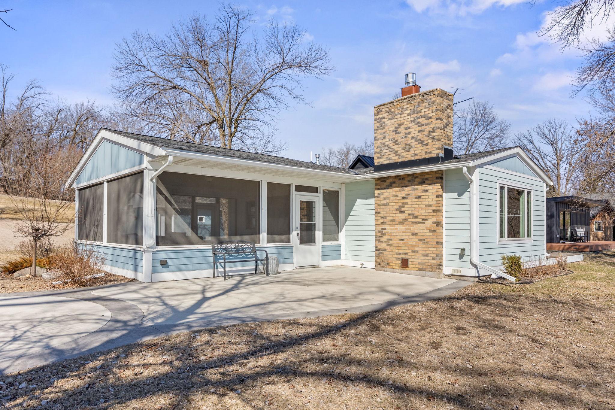 21370 654th Avenue, Darwin, Minnesota image 2
