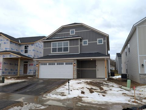 Homes For Sale - 10554 Goodwin Avenue<br/> Cottage Grove, MN 55016