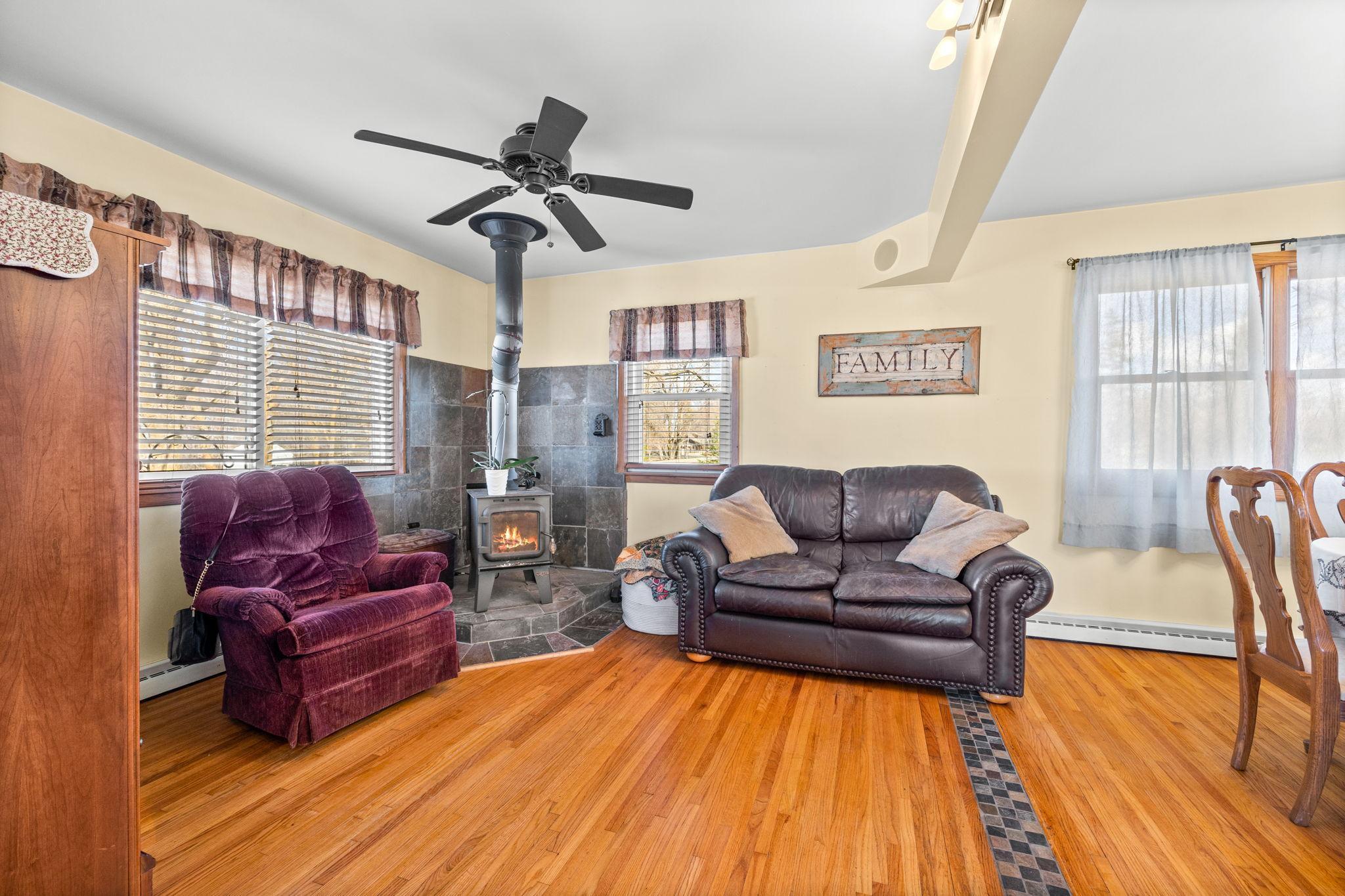 60024 205th Street, Litchfield, Minnesota image 11