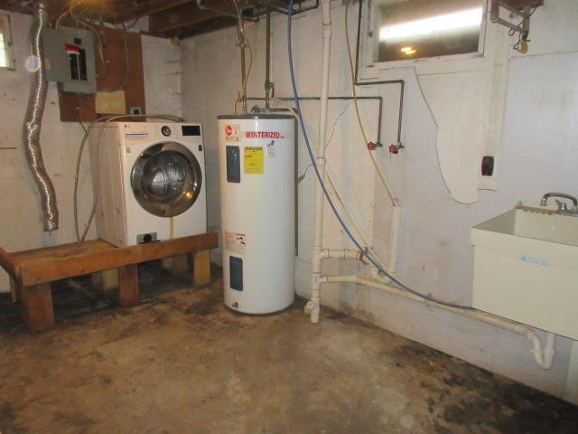 Fargo, North Dakota 58103, United States, 3 Bedrooms Bedrooms, ,2 BathroomsBathrooms,Residential,Active,229142