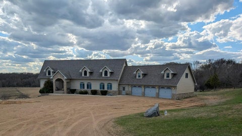 Homes For Sale - 2321 365th Avenue<br/> Lac Qui Parle County, Montevideo, MN 56265