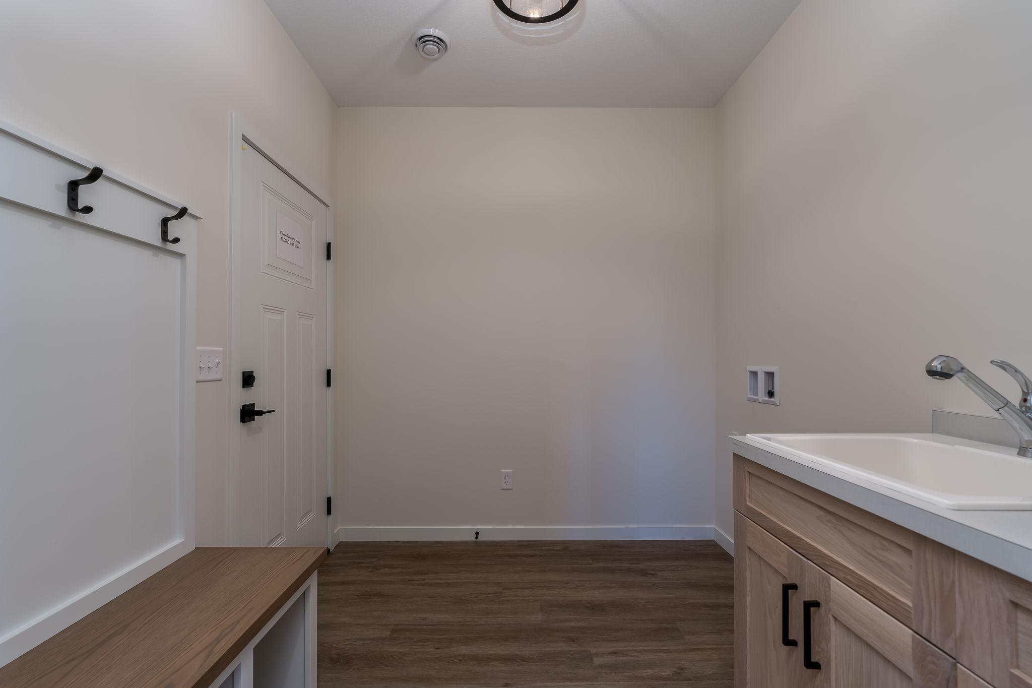 313 Pinehurst Drive, Mankato, Minnesota image 31