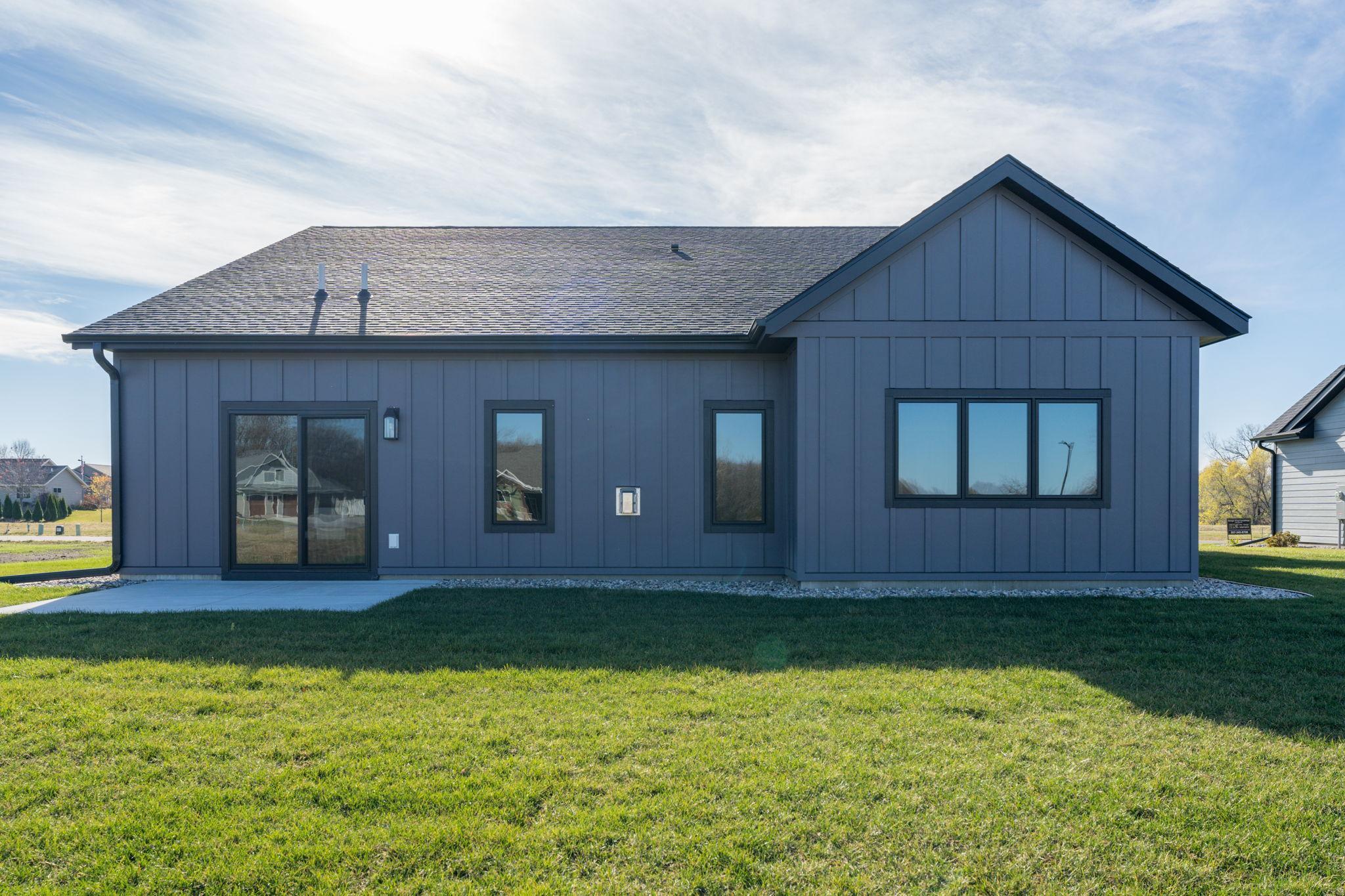313 Pinehurst Drive, Mankato, Minnesota image 32