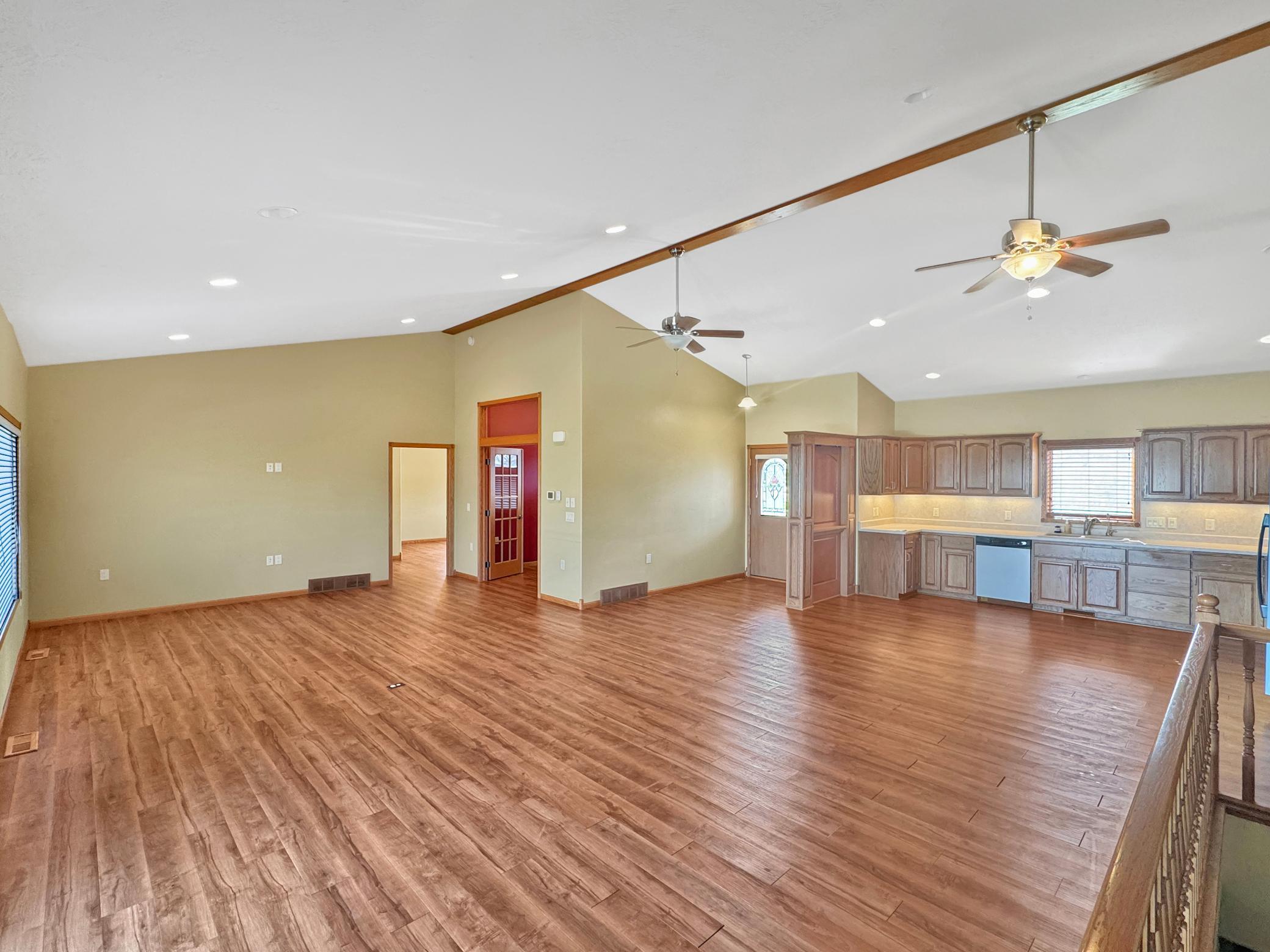 2749 Garnet Avenue, Slayton, Minnesota image 4