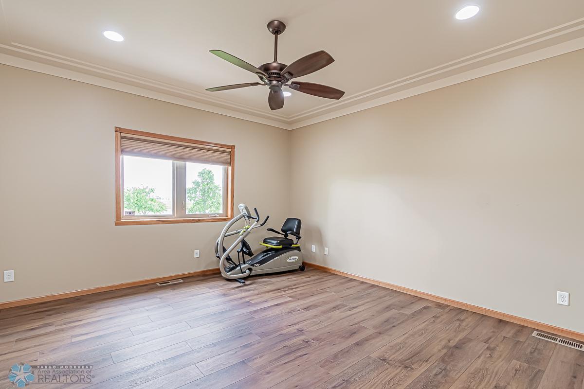 Moorhead, Minnesota 56560, United States, 4 Bedrooms Bedrooms, ,3 BathroomsBathrooms,Residential,Pending,55103