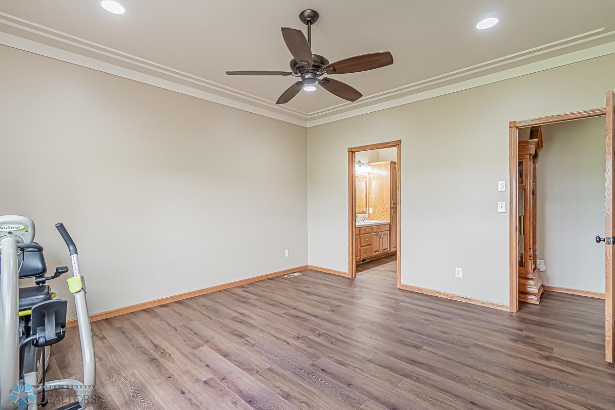 Moorhead, Minnesota 56560, United States, 4 Bedrooms Bedrooms, ,3 BathroomsBathrooms,Residential,Pending,55103