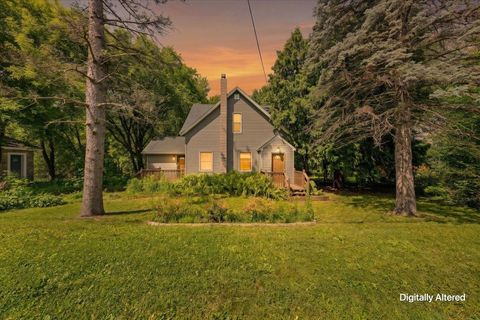 Homes For Sale - 28110 Old Towne Road<br/> Chisago County, Chisago City, MN 55013