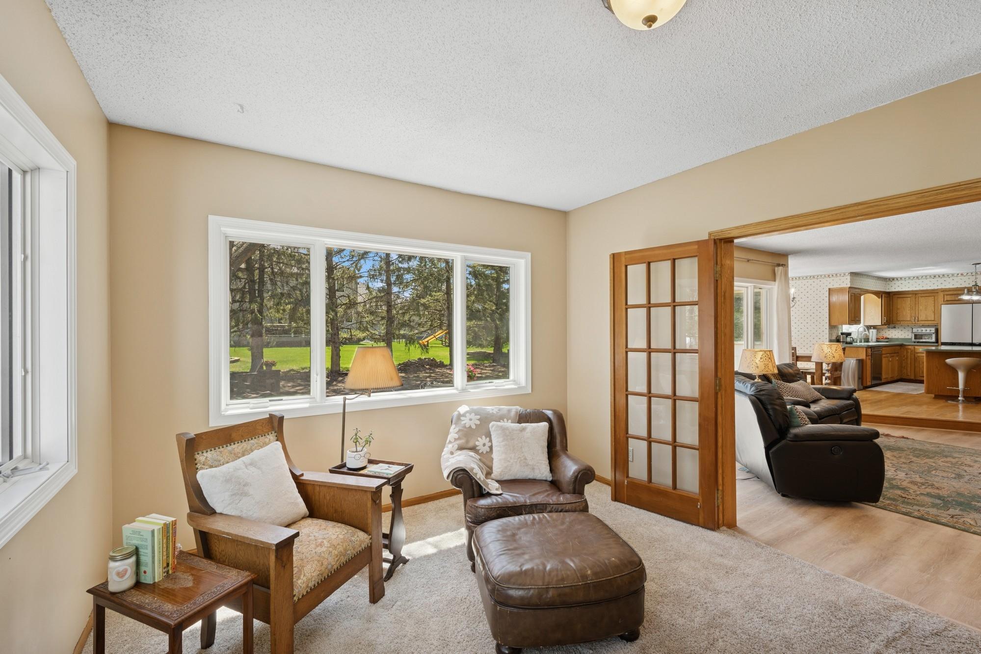 1284 W Royal Oaks Drive, Saint Paul, Minnesota image 7