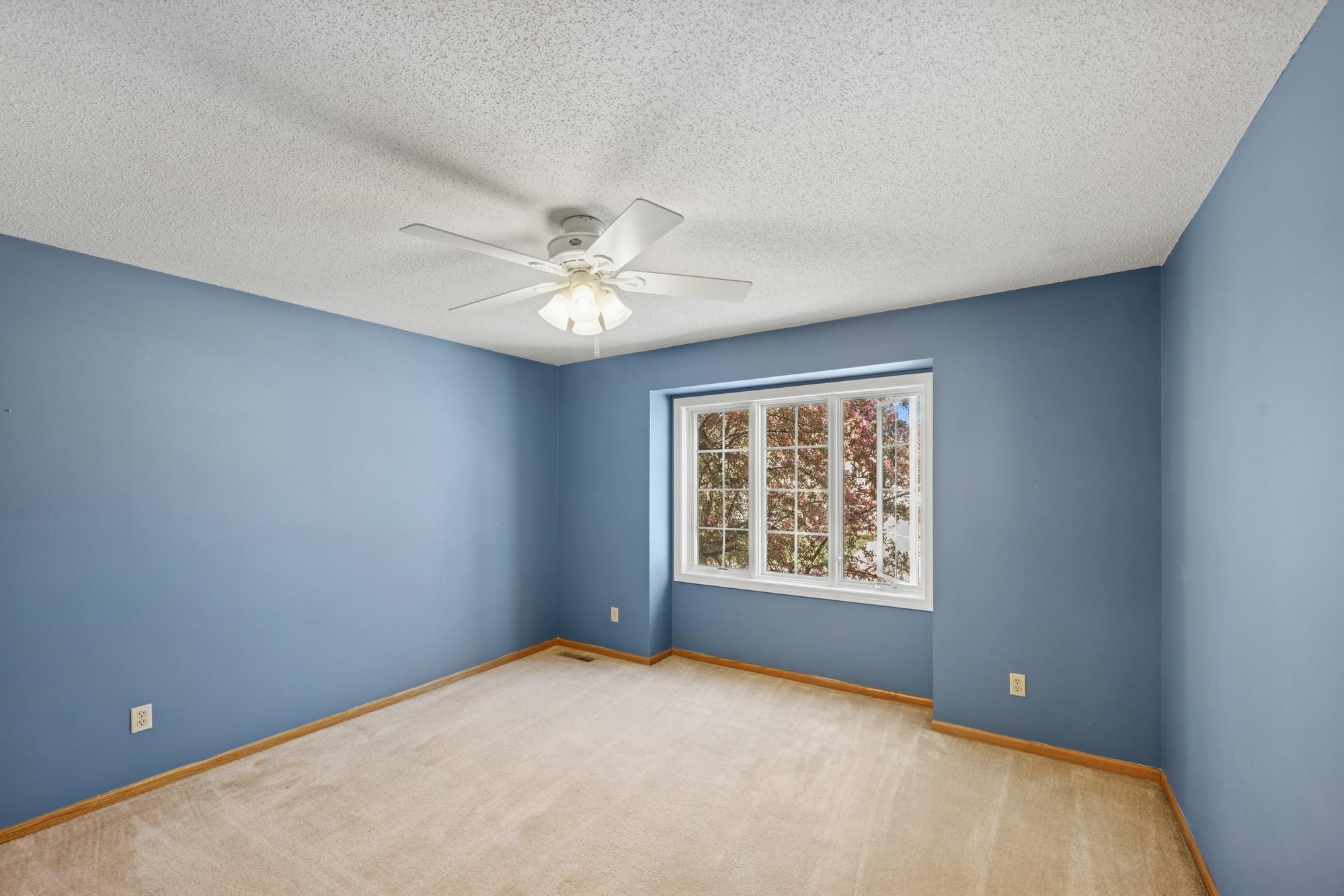 1284 W Royal Oaks Drive, Saint Paul, Minnesota image 13