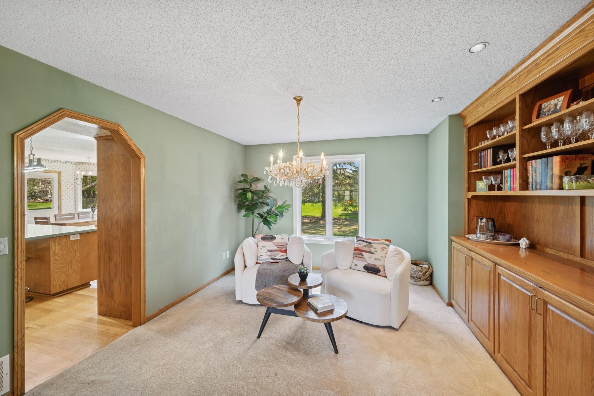 1284 W Royal Oaks Drive, Saint Paul, Minnesota image 8