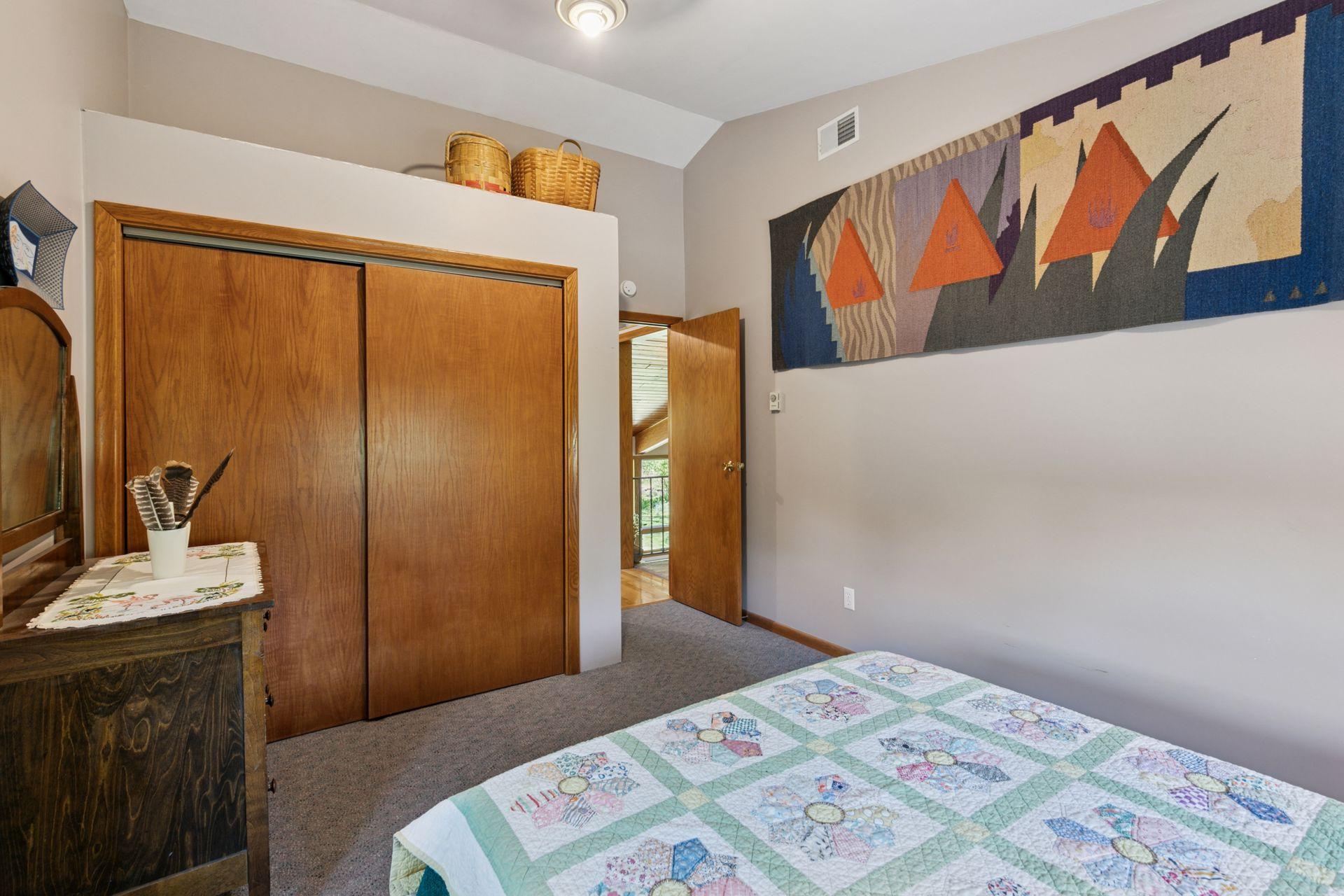 154 Woodland Drive, Burnsville, Minnesota image 41