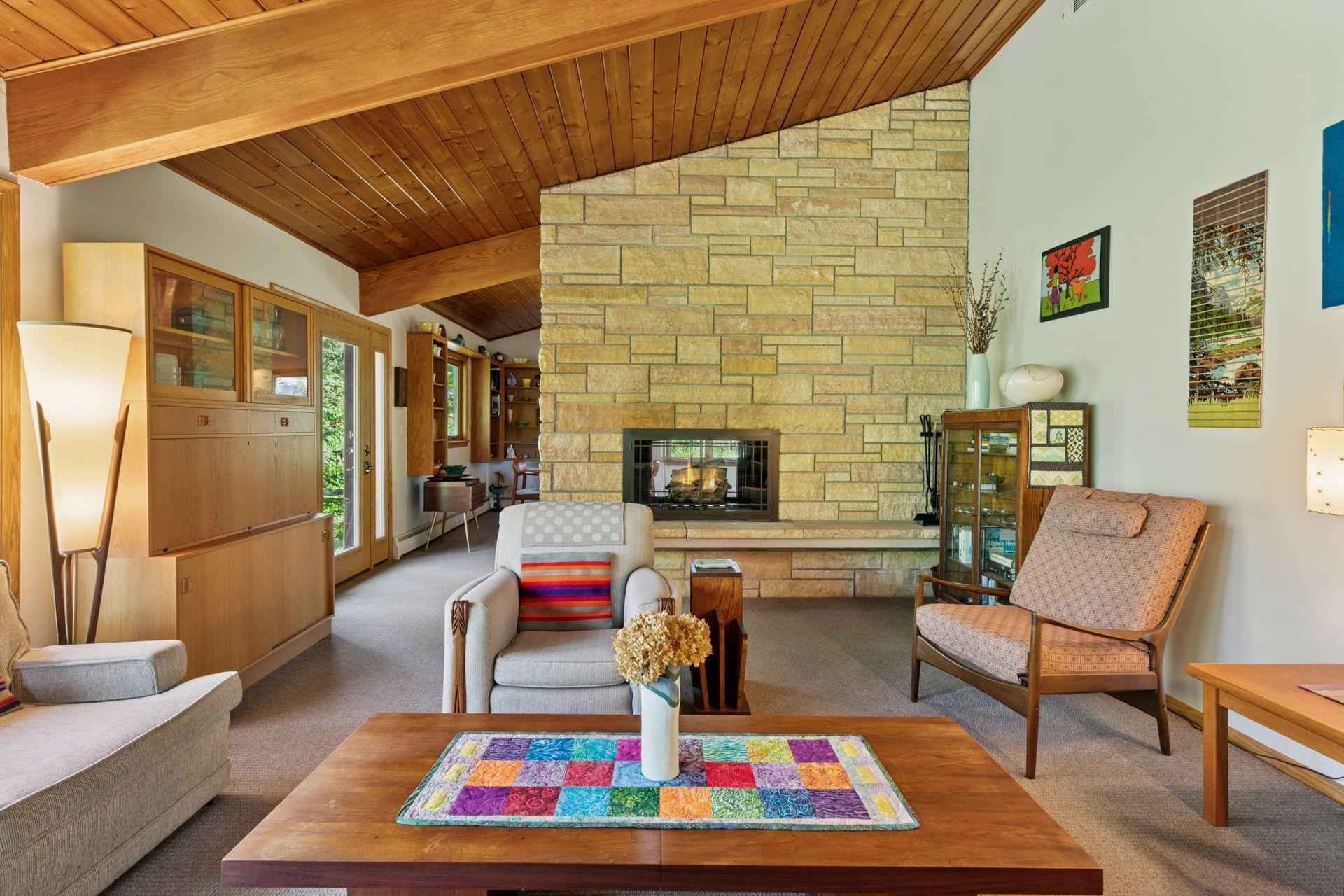 154 Woodland Drive, Burnsville, Minnesota image 10