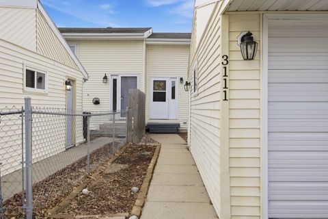Townhouse For Sale - 3111 22nd Street<br/> Fargo, ND 58103