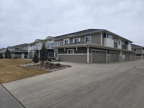Condo For Sale - 2900 Calico Drive<br/> Fargo, ND 58104
