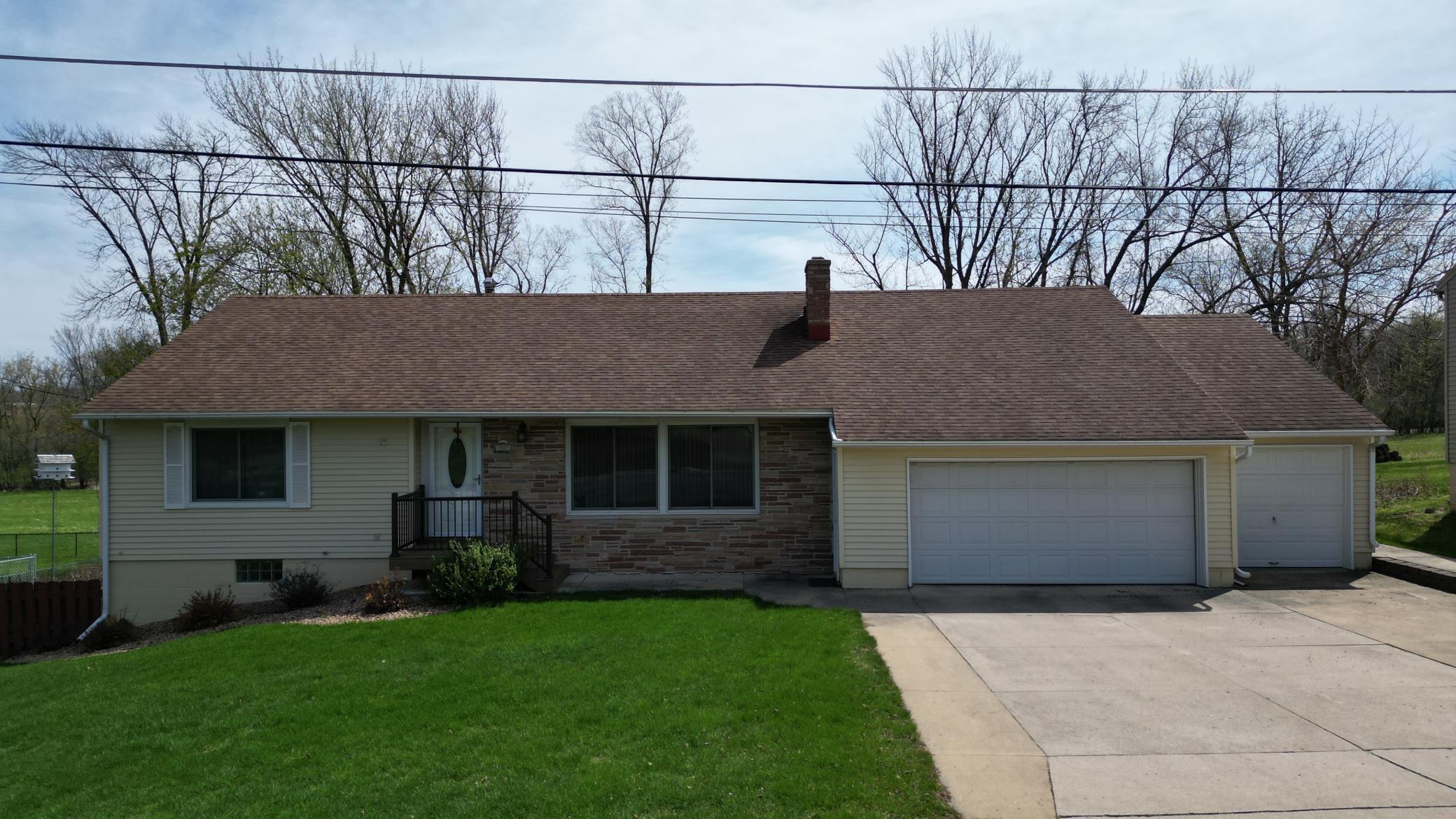 1505 16th Street, Austin, Minnesota image 3