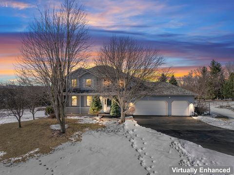 Homes For Sale - 3737 Arlington Lane<br/> Rochester, MN 55904