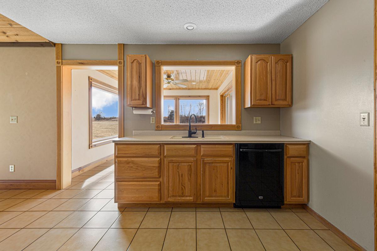 3398 490th Street, Montevideo, Minnesota image 16