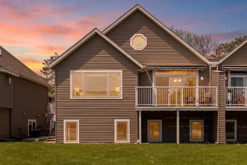 Townhouse For Sale - 204 N 2nd Street<br/> Cass County, Walker, MN 56401
