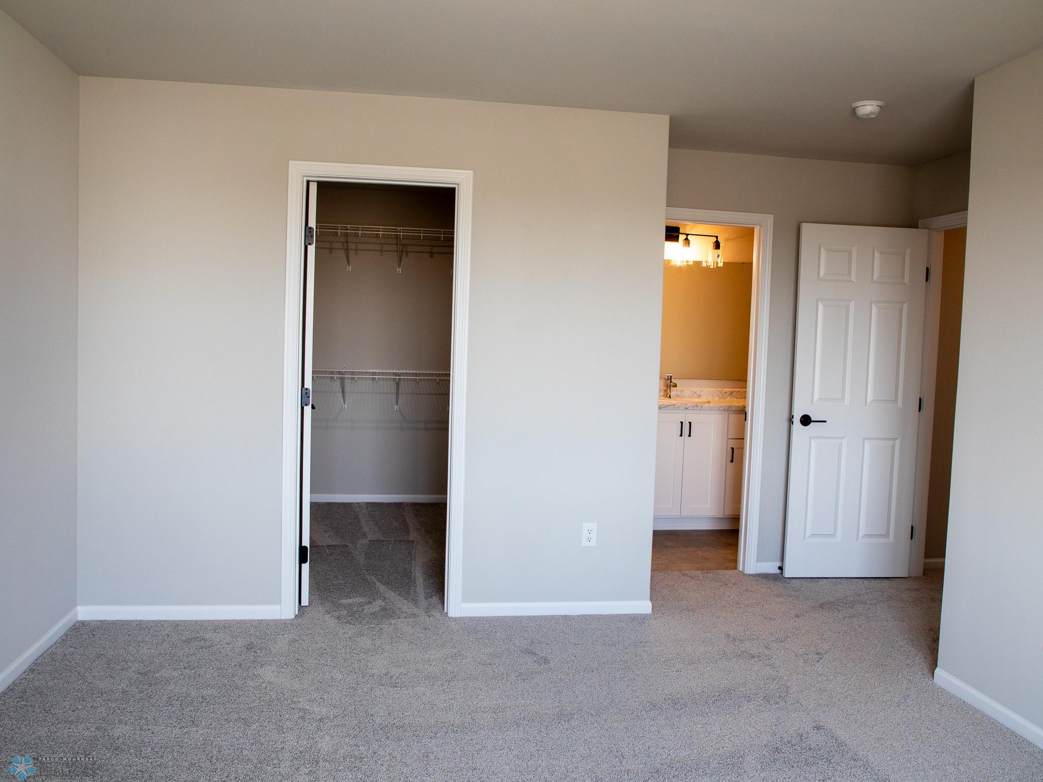 213 Lionheart Drive, Horace, North Dakota image 22