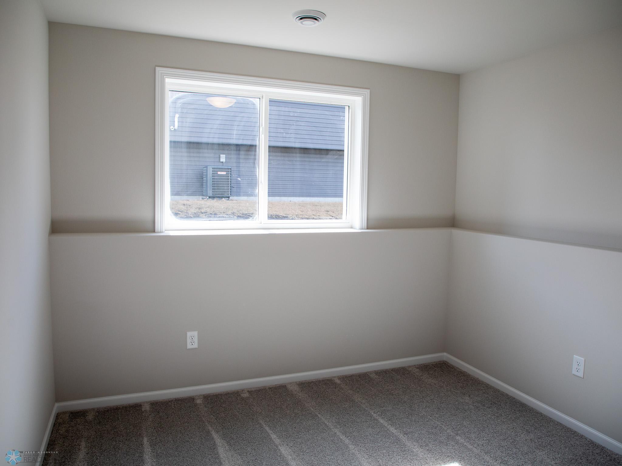 213 Lionheart Drive, Horace, North Dakota image 28