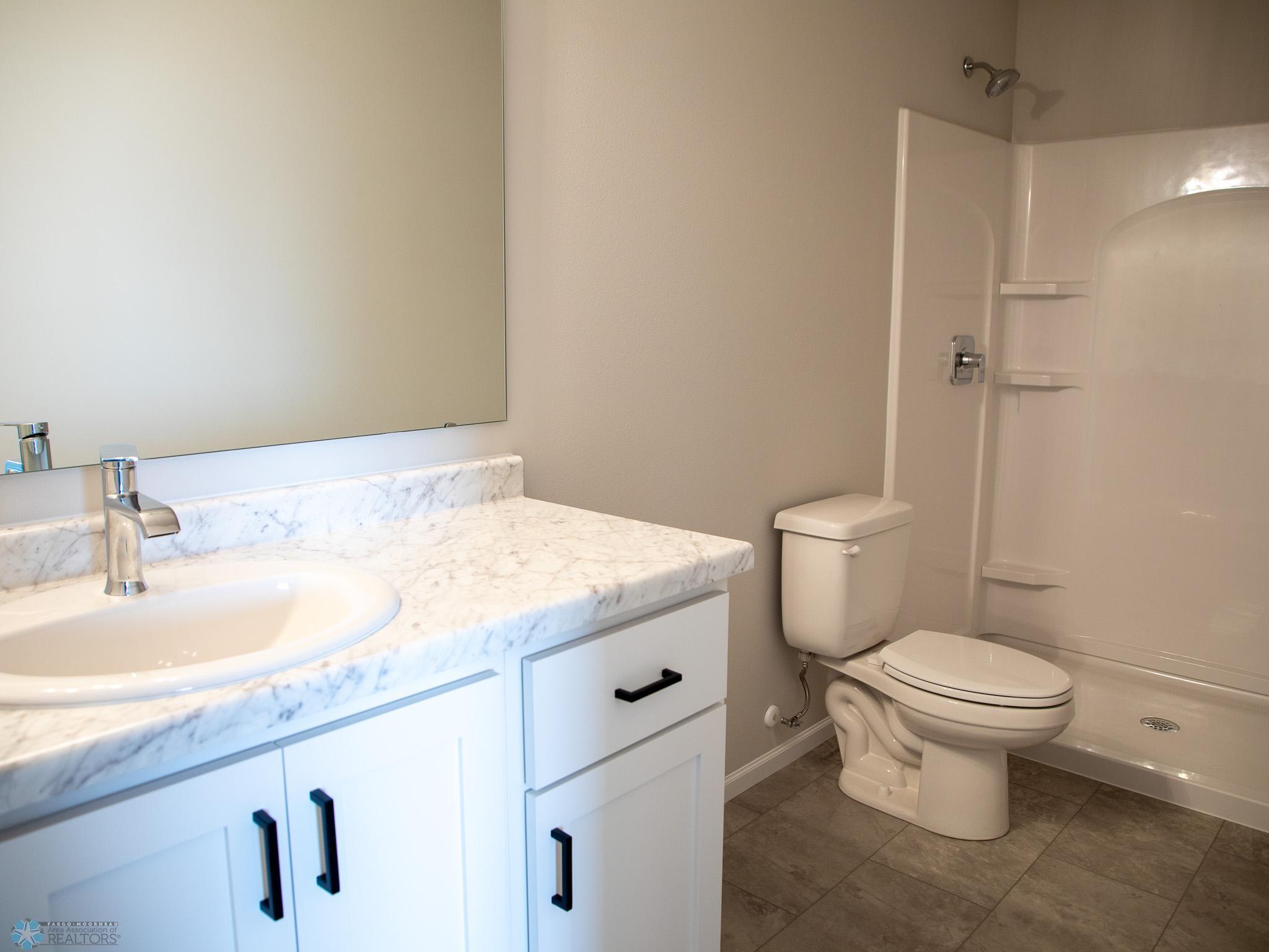 213 Lionheart Drive, Horace, North Dakota image 24