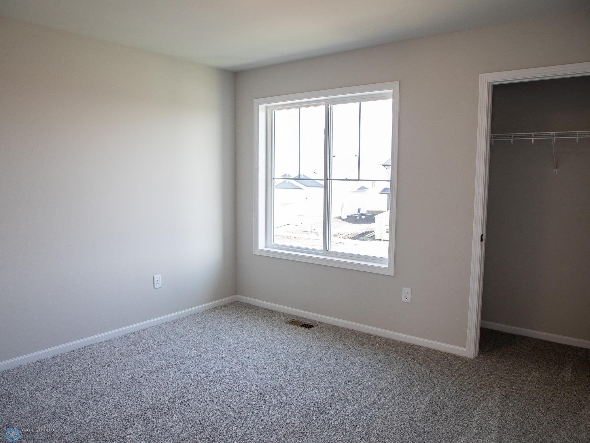 213 Lionheart Drive, Horace, North Dakota image 19
