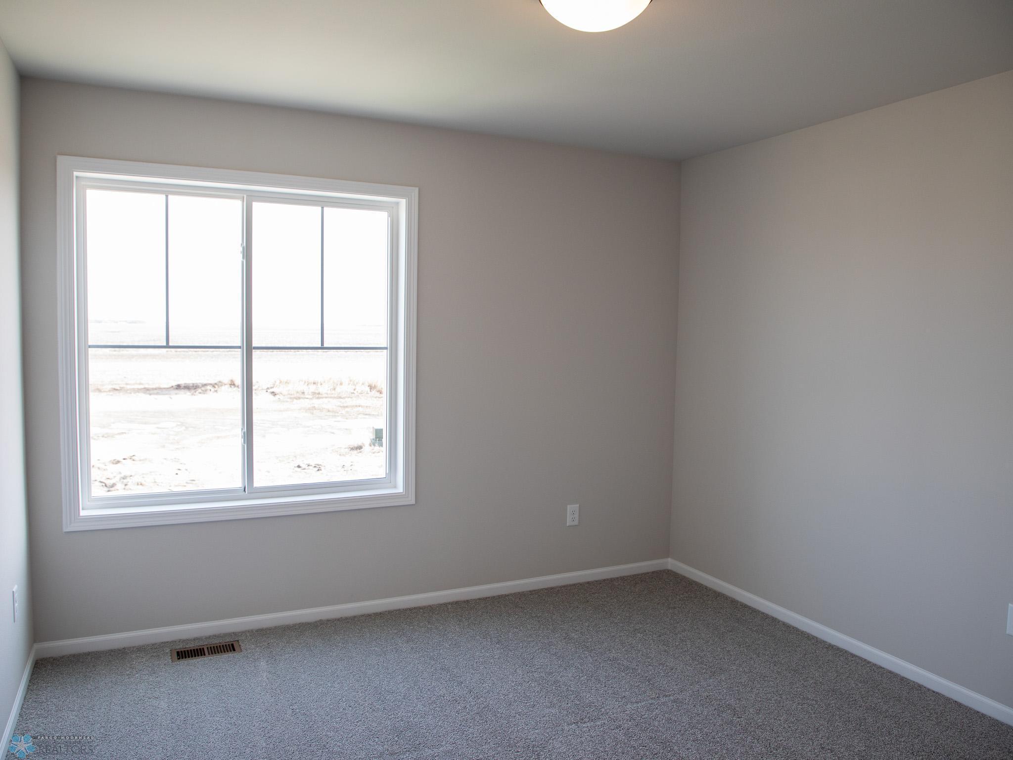 213 Lionheart Drive, Horace, North Dakota image 20