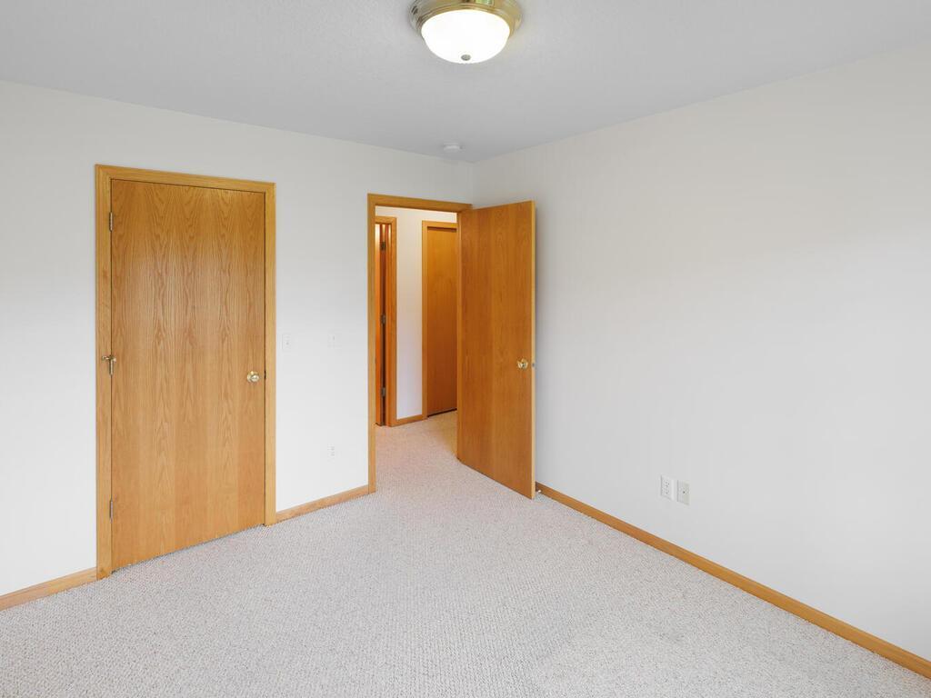 663 Regent Lane, Waconia, Minnesota image 23
