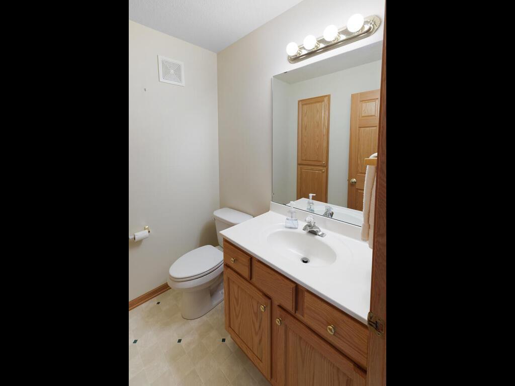 663 Regent Lane, Waconia, Minnesota image 14