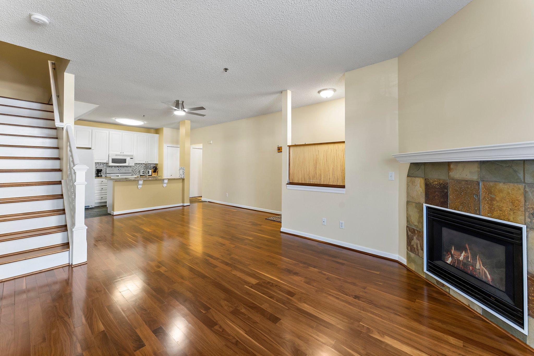 17918 Cobblestone Way, Eden Prairie, Minnesota image 7