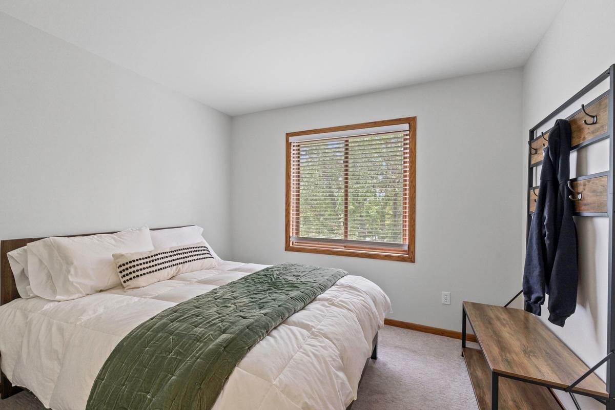 4180 Reading Road, Eagan, Minnesota image 25