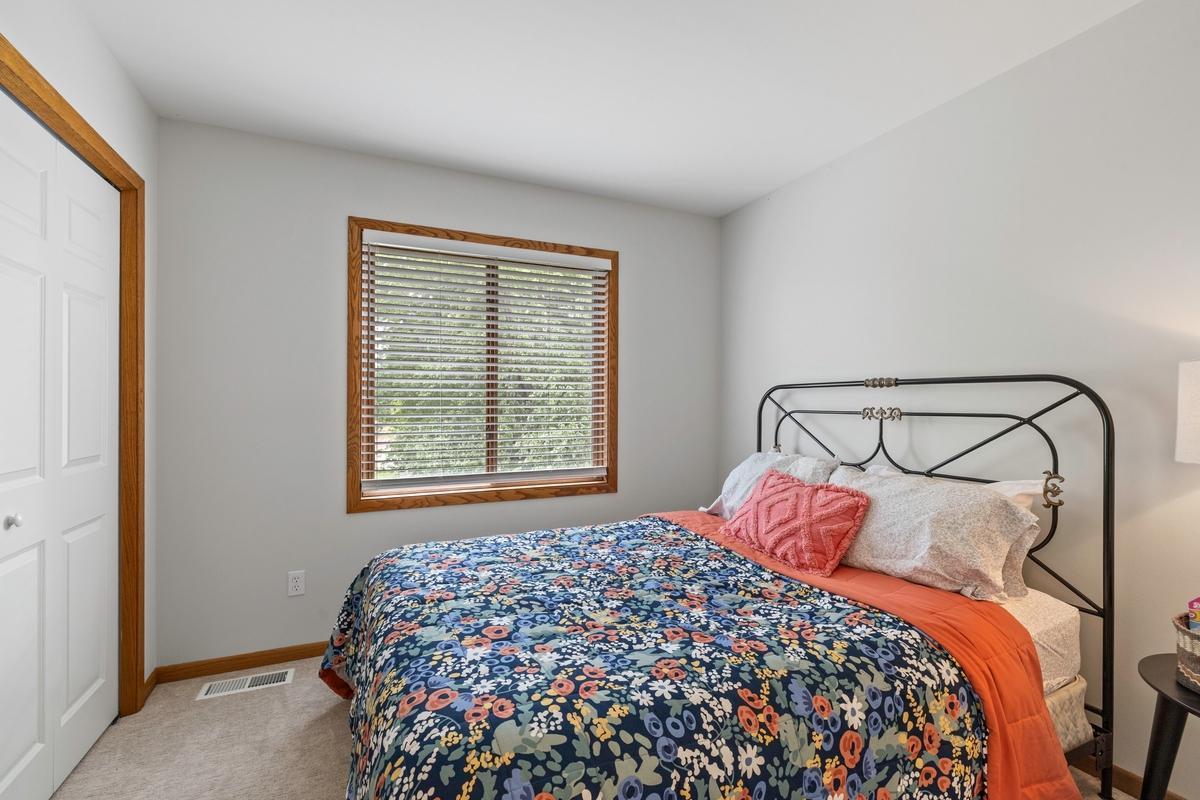 4180 Reading Road, Eagan, Minnesota image 26