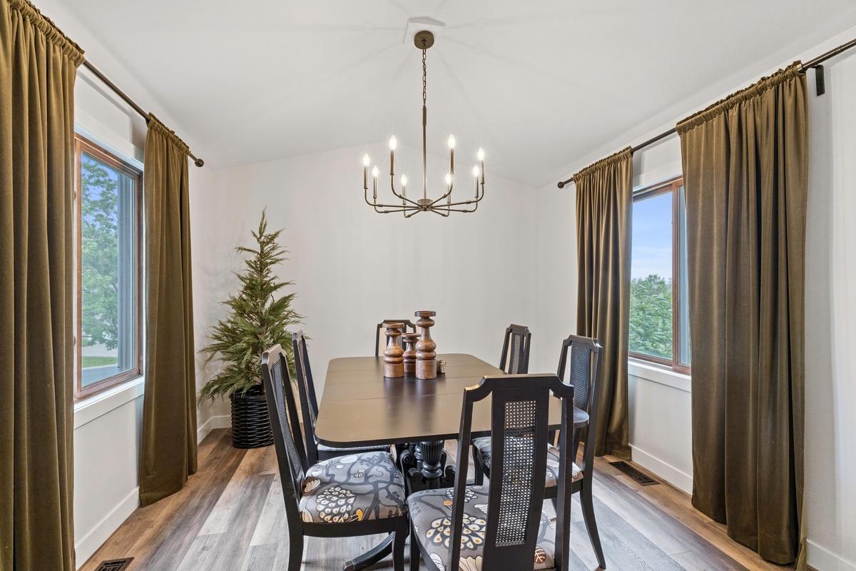 4180 Reading Road, Eagan, Minnesota image 17