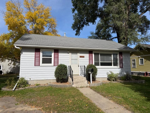 Homes For Sale - 129 E Ronning Avenue<br/> Appleton, MN 56208