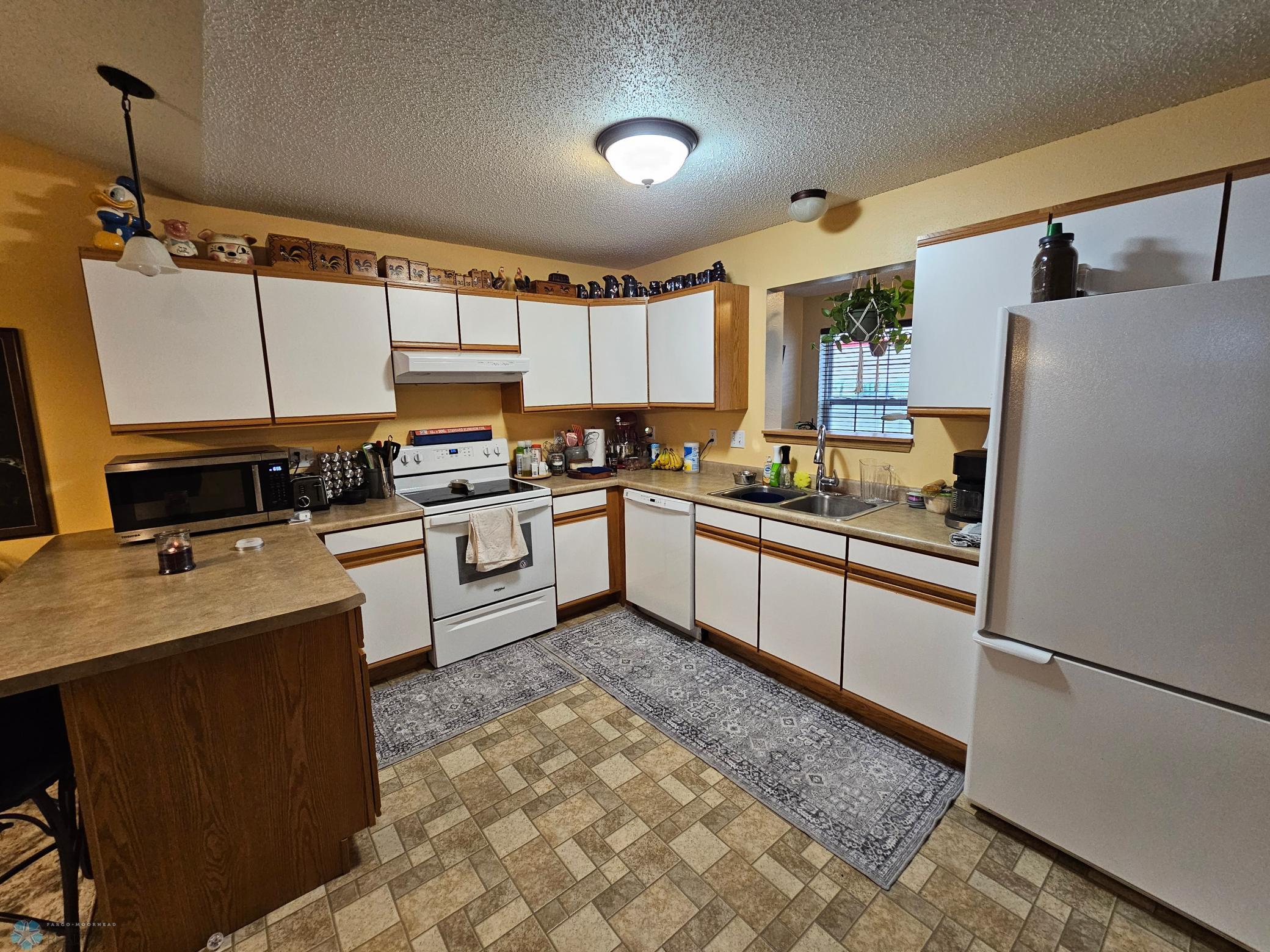 328 30th Street, Moorhead, Minnesota image 2