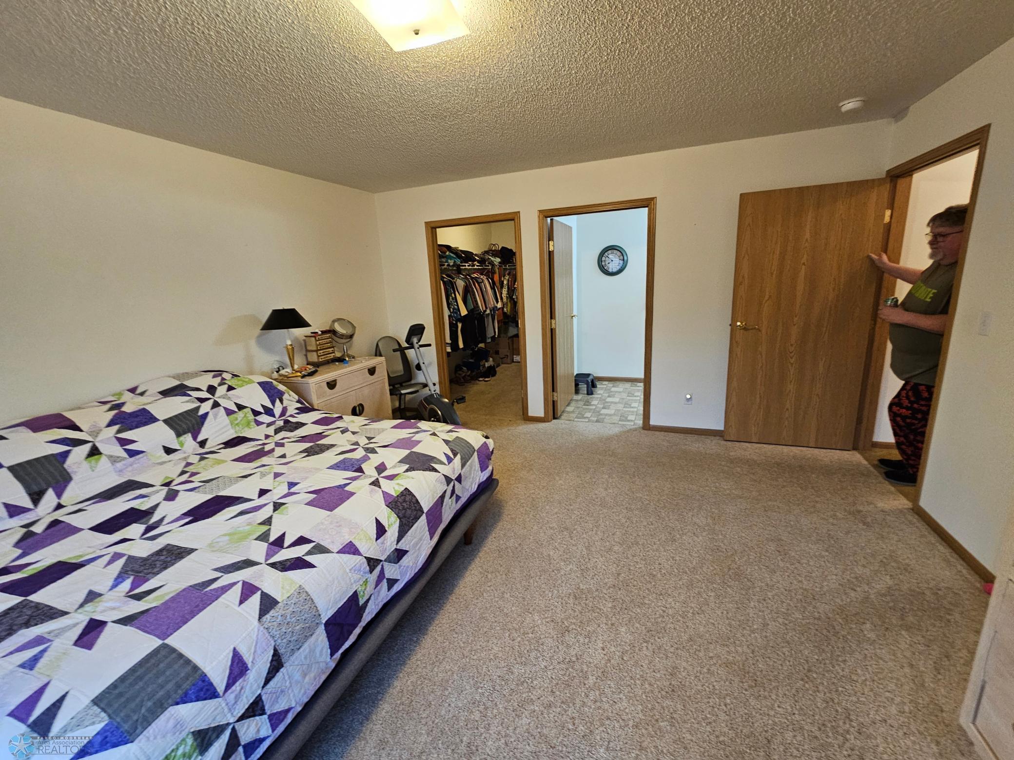 328 30th Street, Moorhead, Minnesota image 11