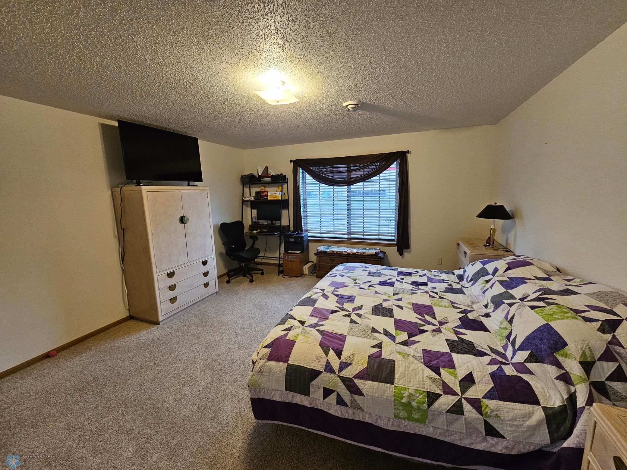 328 30th Street, Moorhead, Minnesota image 10