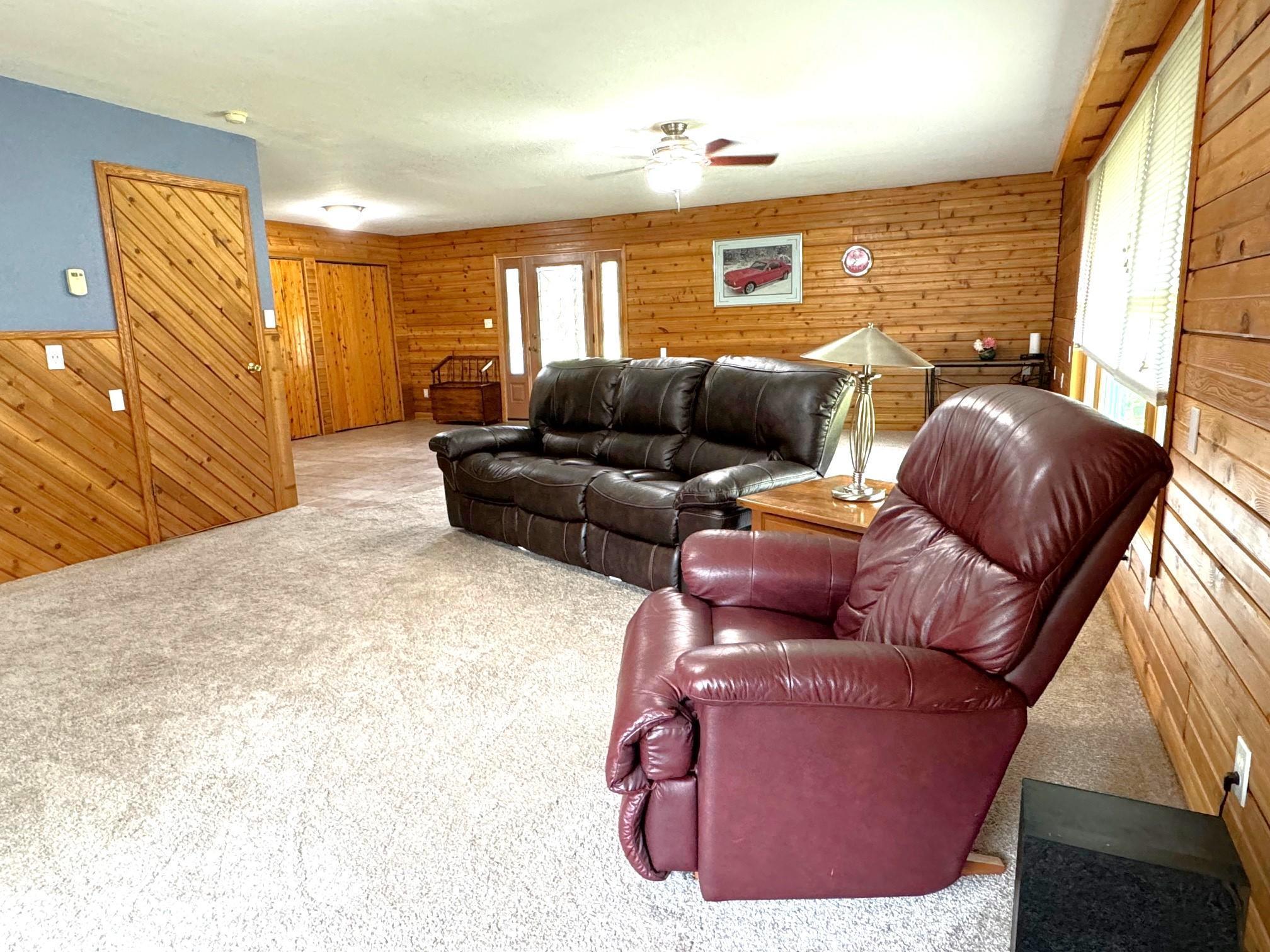 55715 State Highway 11, Warroad, Minnesota image 17
