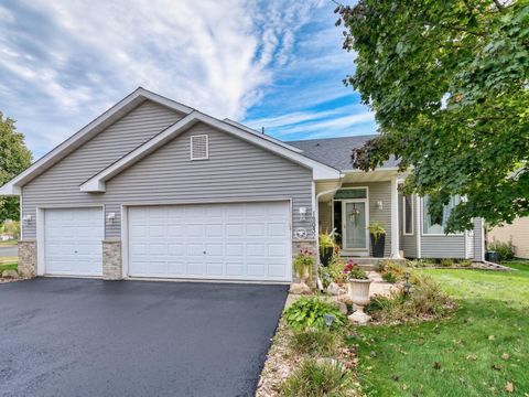 Homes For Sale - 18932 Dunbury Avenue<br/> Dakota County, Farmington, MN 55024