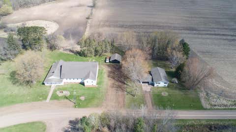 Homes For Sale - 785 401st Avenue<br/> Stanchfield, MN 55080