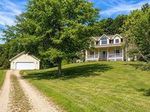 Homes For Sale - 426 Rolling Hills Lane<br/> Saint Croix County, Hudson, WI 54016