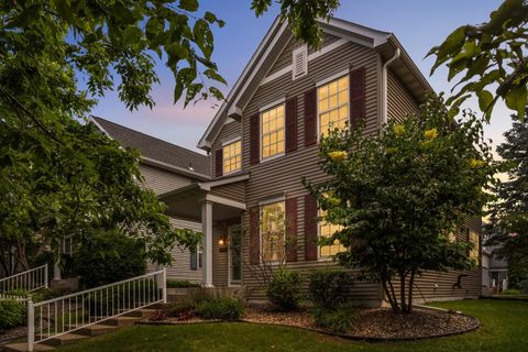 Townhouse For Sale - 9771 Gable Drive<br/> Hennepin County, Eden Prairie, MN 55347