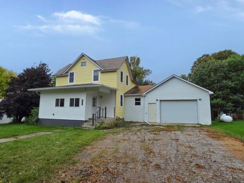 Homes For Sale - 118 4th Avenue<br/> Elbow Lake, MN 56531